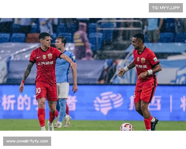 海港伤员莱昂纳多赛前合练，冠军战阵容趋完整